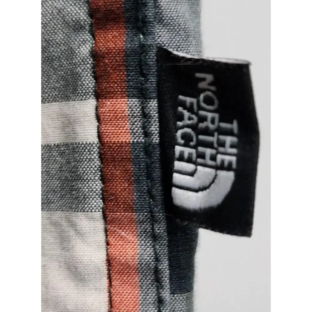 The North Face Shirt Mens Size Medium Plaid Buttonup Pocket Casual Outdoor Retro